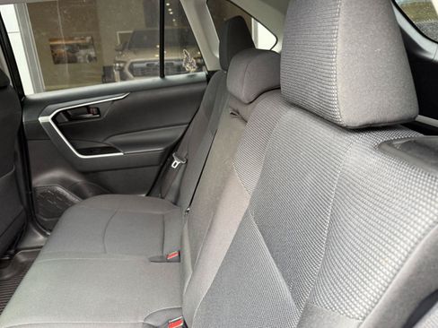 Used 2025 Toyota RAV4 LE AWD/4WD image 10