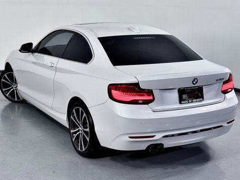 Used 2019 BMW 230i Coupe w/ Premium Package image 12