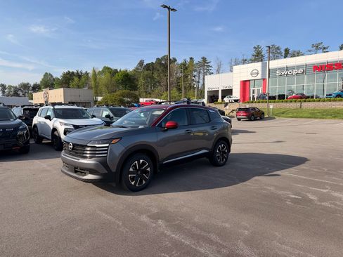 New 2026 Nissan Kicks SV w/ Cold Weather Package AWD/4WD image 1