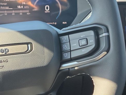 New 2026 Jeep Cherokee Laredo AWD/4WD image 20