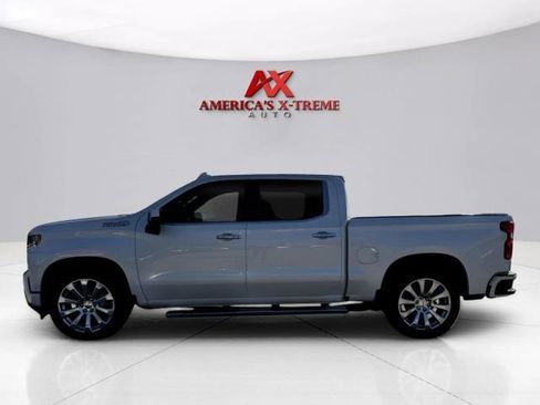 Used 2021 Chevrolet Silverado 1500 High Country w/ Technology Package RWD image 2