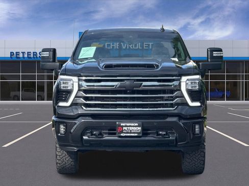 Used 2024 Chevrolet Silverado 2500 High Country w/ Midnight Edition AWD/4WD image 9