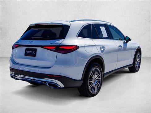 Certified 2026 Mercedes-Benz GLC 300 4MATIC image 5