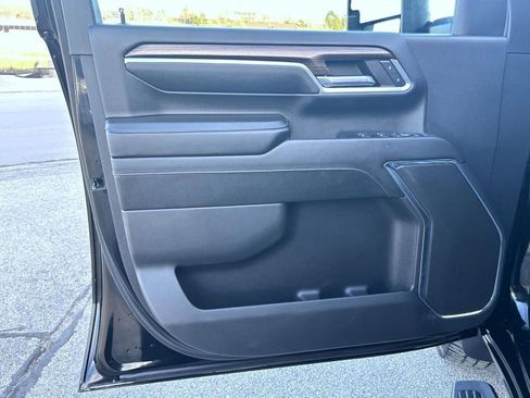 Certified 2024 Chevrolet Silverado 2500 LT w/ All Star Edition image 9