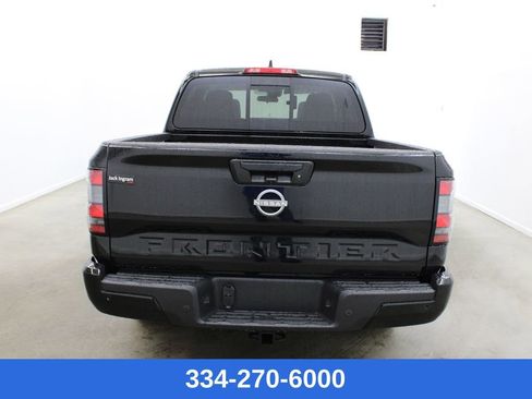 New 2026 Nissan Frontier SV w/ SV Convenience Package image 3