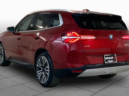 Used 2025 BMW X3 xDrive30i AWD/4WD image 11