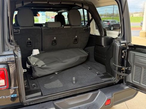 Used 2025 Jeep Wrangler Unlimited Sport S 4xe AWD/4WD image 14