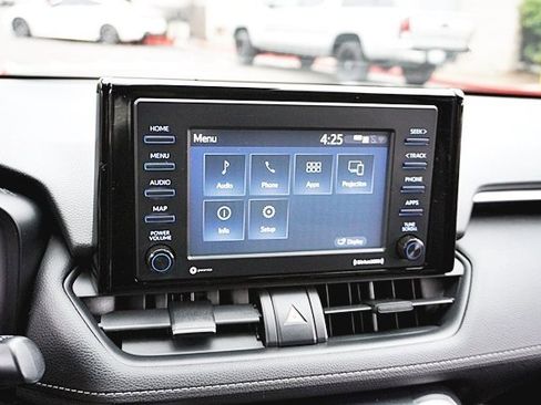 Used 2021 Toyota RAV4 XLE image 25