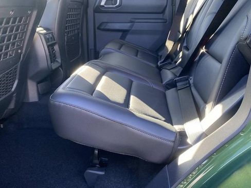 New 2025 Ford Bronco Badlands image 10