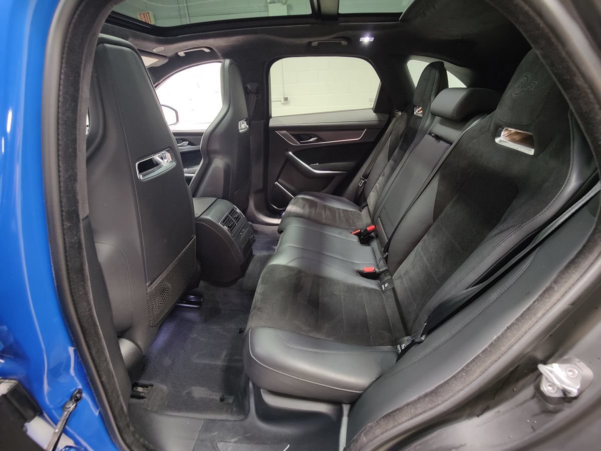 Used 2023 Jaguar F-PACE SVR AWD/4WD image 48
