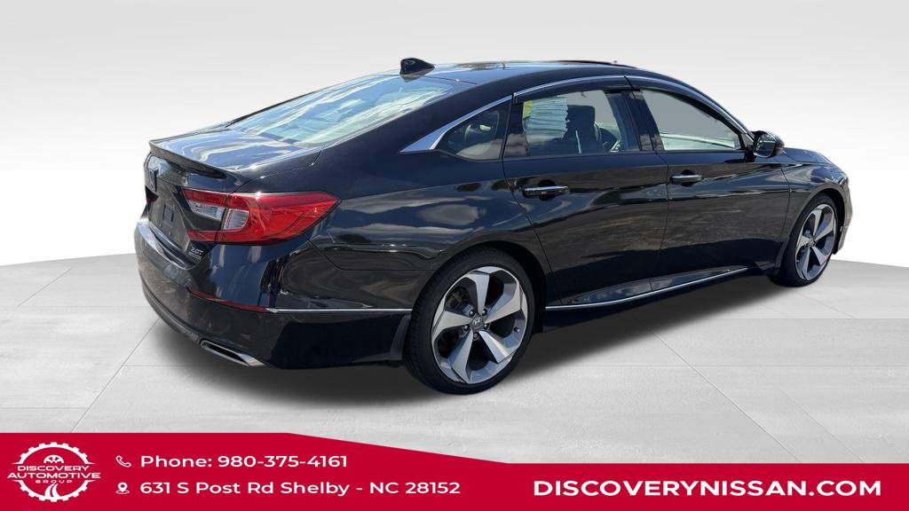 Used 2020 Honda Accord Touring image 6