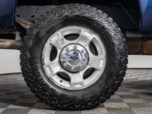 Used 2014 Ford F250 XLT w/ Snow Plow Prep Package image 20