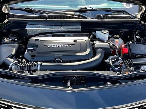 Used 2019 Cadillac XT4 Premium Luxury image 30