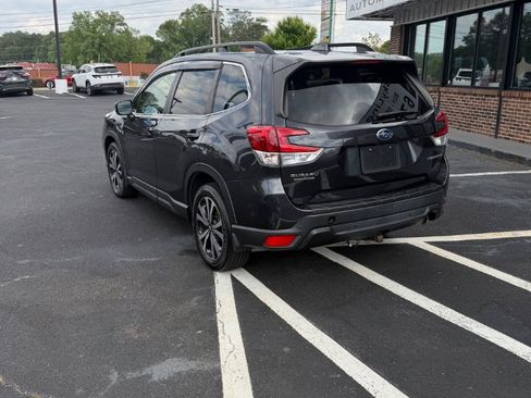 Used 2019 Subaru Forester Limited AWD/4WD image 7