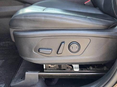 Used 2023 Kia Sorento S w/ Panoramic Sunroof Package FWD image 23
