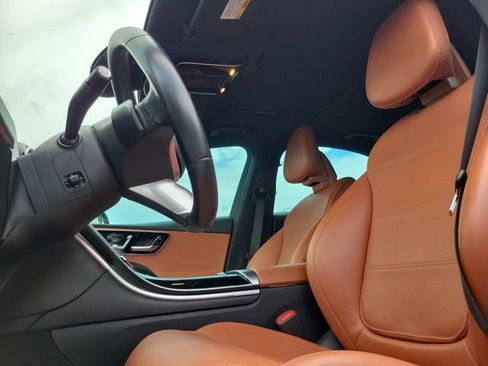Used 2023 Mercedes-Benz C 300 Sedan w/ Exclusive Trim Package image 19