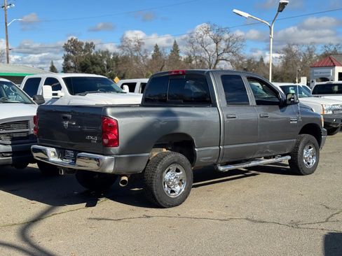 Used 2007 Dodge Ram 2500 Truck SLT image 4