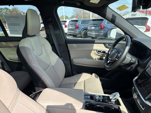 New 2026 Volvo XC90 B6 Ultra image 12