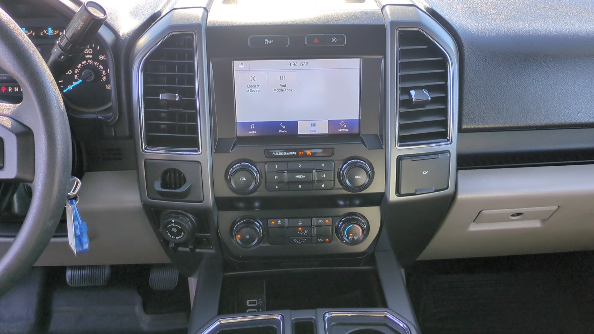 Used 2020 Ford F150 XLT w/ Trailer Tow Package RWD image 25