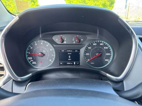Used 2024 Chevrolet Equinox LS AWD/4WD image 18