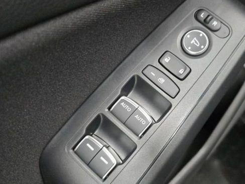 Used 2025 Honda Civic Sport image 25