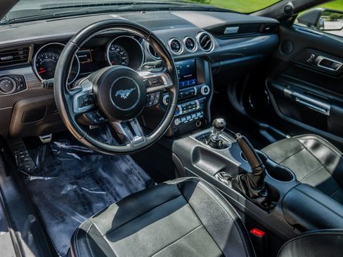 Used 2021 Ford Mustang GT RWD image 14