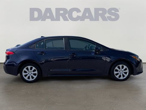Used 2024 Toyota Corolla LE FWD image 6