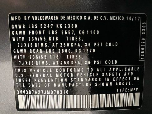 Used 2018 Volkswagen Tiguan SEL image 27