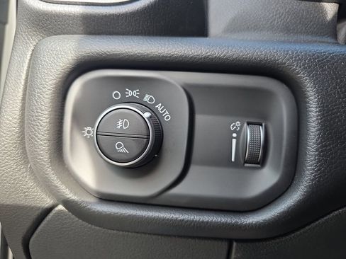 New 2026 RAM 2500 Tradesman AWD/4WD image 22