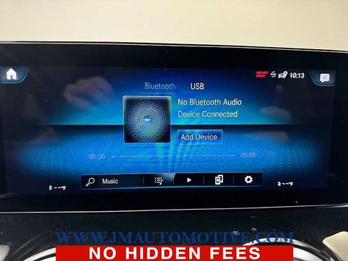 Used 2022 Mercedes-Benz GLB 250 4MATIC image 25