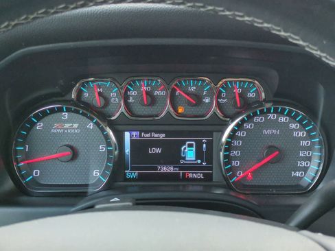 Used 2018 Chevrolet Silverado 1500 LT w/ Redline Edition AWD/4WD image 32