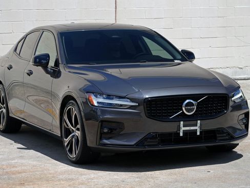 Used 2024 Volvo S60 B5 Plus w/ Climate Package FWD image 53