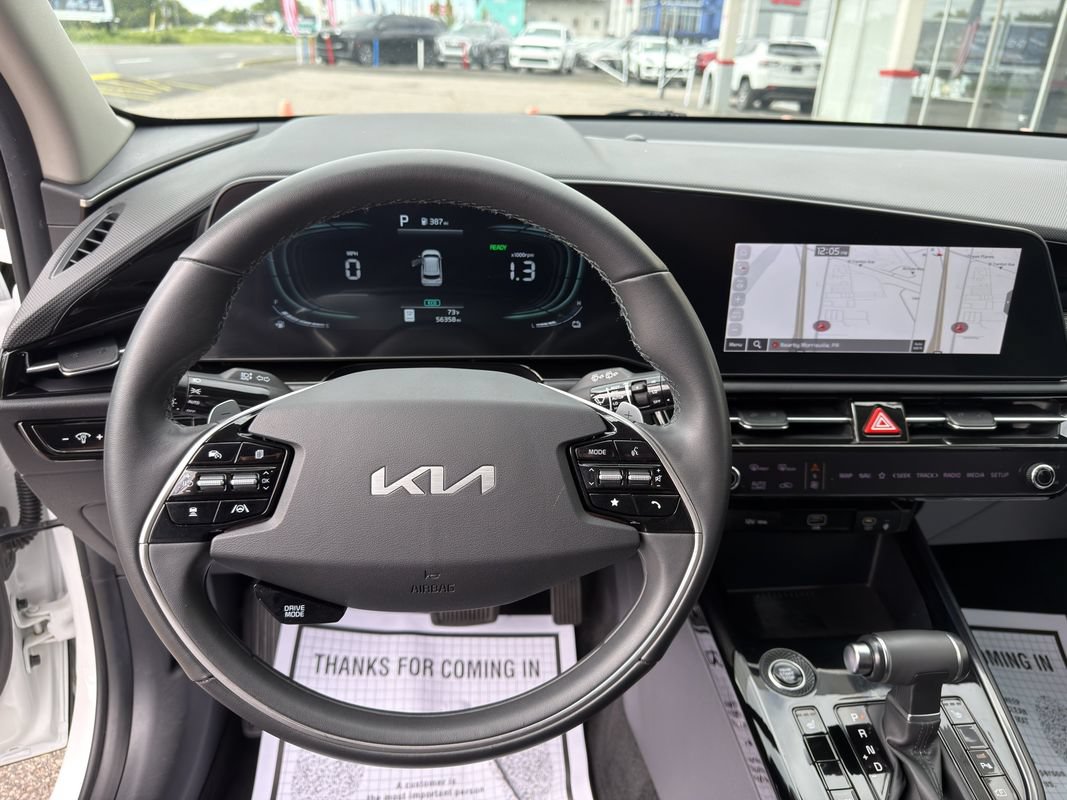Used 2023 Kia Niro EX FWD image 18