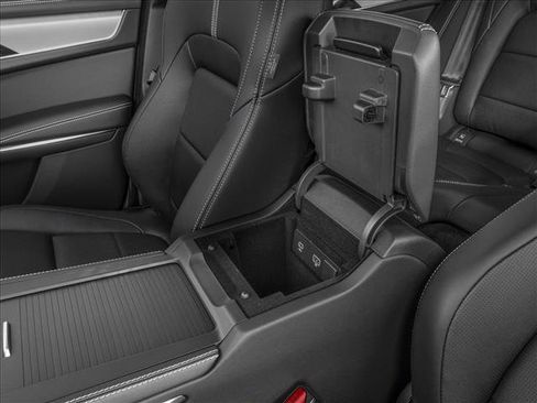 New 2025 Jaguar F-PACE R-Dynamic S image 10