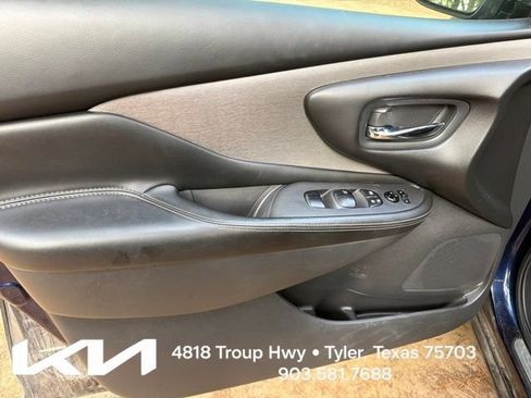 Used 2023 Nissan Murano S FWD image 14