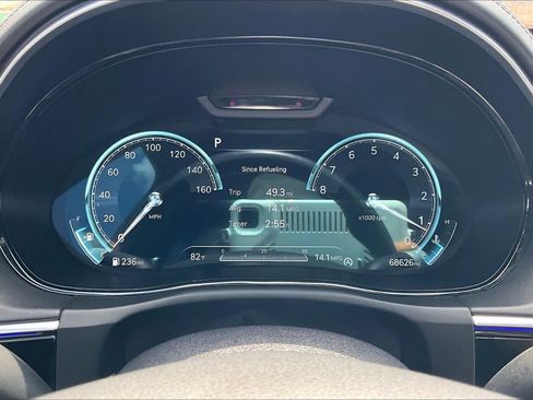 Used 2022 Genesis GV70 3.5T Sport w/ Sport Prestige Package AWD/4WD image 24