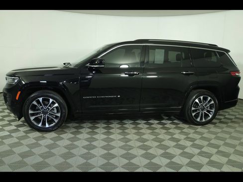 Used 2023 Jeep Grand Cherokee L Overland AWD/4WD image 20