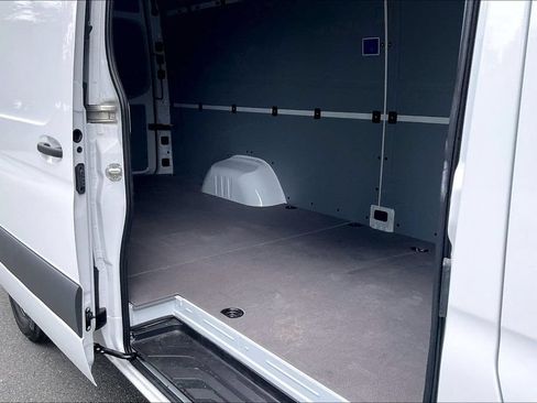 Used 2026 Mercedes-Benz Sprinter 3500 image 13
