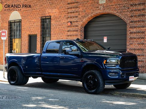Used 2024 RAM 3500 Limited w/ Night Edition AWD/4WD image 1