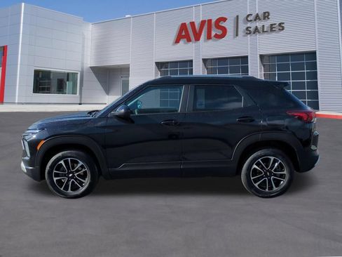 Used 2025 Chevrolet TrailBlazer LT AWD/4WD image 10