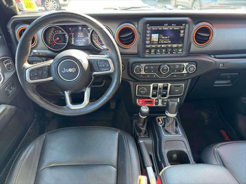 Used 2021 Jeep Gladiator Mojave w/ Dual Top Group image 16