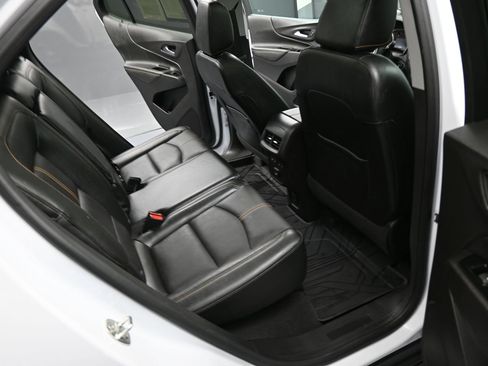 Used 2024 Chevrolet Equinox Premier FWD image 19