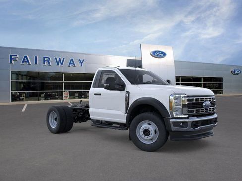 New 2026 Ford F600 4x4 Regular Cab Super Duty w/ XL Chrome Package image 39