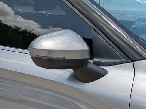 Used 2022 Mitsubishi Outlander SE FWD image 12