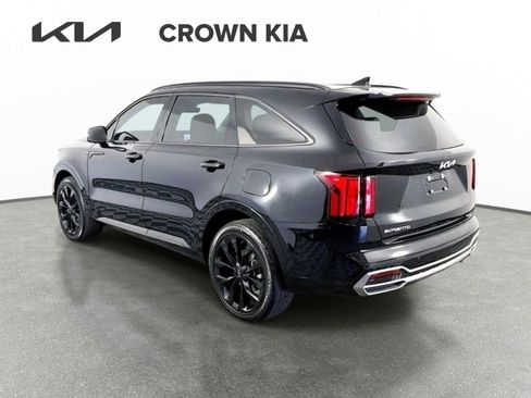 Certified 2023 Kia Sorento SX FWD image 7