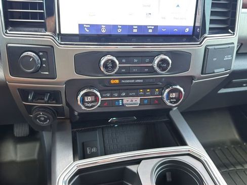 Certified 2022 Ford F450 Platinum w/ FX4 Off-Road Package AWD/4WD image 28