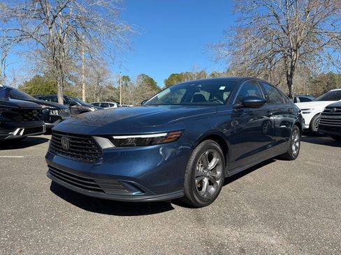 Certified 2024 Honda Accord EX image 3