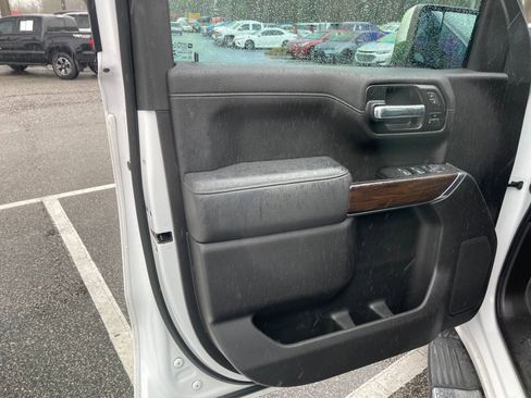 Used 2021 GMC Sierra 1500 SLT w/ SLT Premium Package image 11