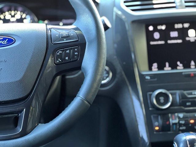 Used 2019 Ford Explorer XLT w/ Equipment Group 202A FWD image 34