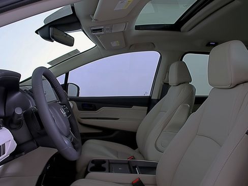 Used 2026 Honda Odyssey EX-L image 22